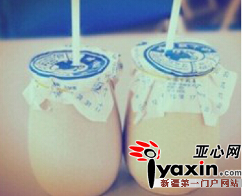 玻璃瓶汽水再度風靡烏魯木齊 每天銷售10萬瓶左右