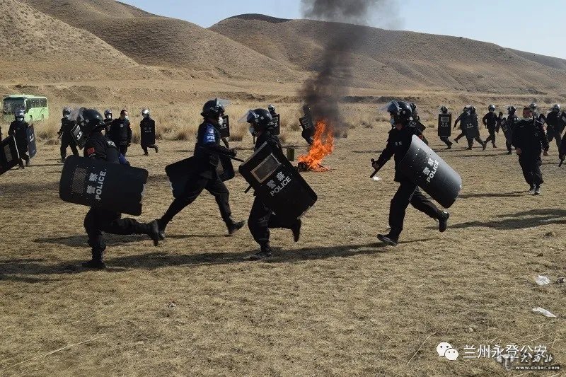 蘭州公安特警吹響春訓(xùn)