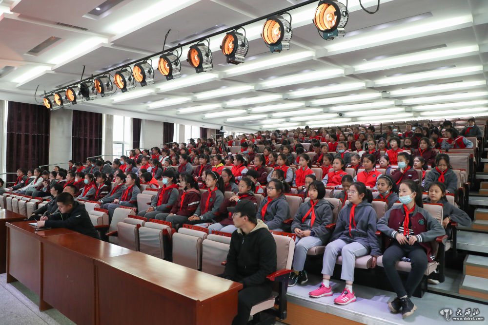 蘭州市東郊學校落實“