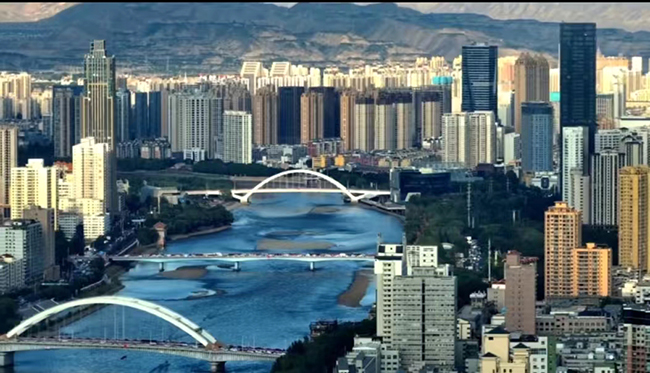 蘭州:現代黃河城市的