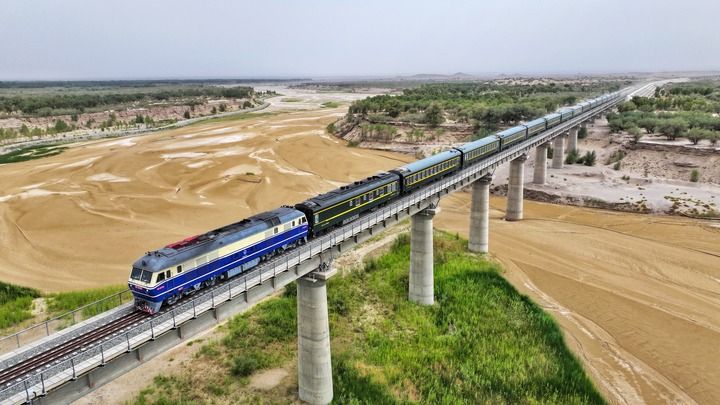 “五環”繞南疆繪就興